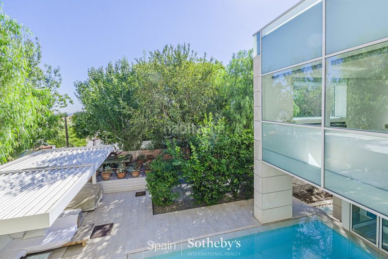 Foto 4582b27a-2634-487e-8885-2072c2b53c23. Casa amb calefacció aparcament piscina a Pedralbes Barcelona
