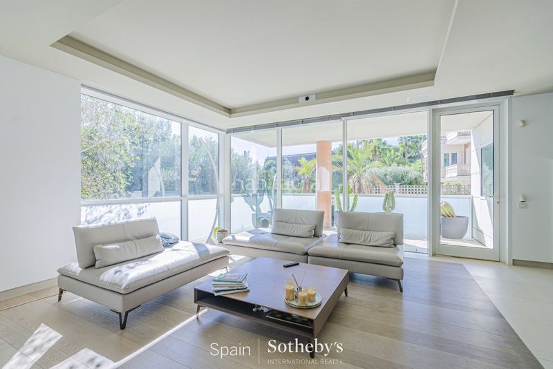 Foto d0e1a295-13aa-4bd3-bb85-d8855b368ca7. Casa amb calefacció aparcament piscina a Pedralbes Barcelona