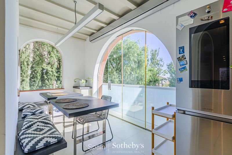 Foto d92a847d-490c-4d2c-a9ac-c465ab5ec394. Casa amb calefacció aparcament piscina a Pedralbes Barcelona
