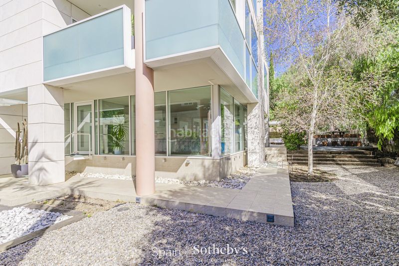 Foto dd352977-4f2b-423a-9990-8f4aef9bf219. Casa amb calefacció aparcament piscina a Pedralbes Barcelona