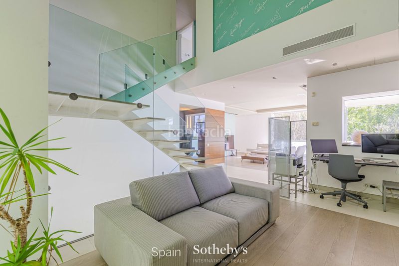 Foto f9c9702c-7732-43eb-b6c6-b8b8cf88e845. Casa amb calefacció aparcament piscina a Pedralbes Barcelona
