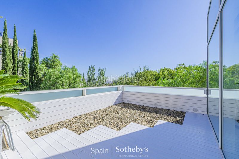 Foto fcad9491-a87f-4d76-9751-caf0a2e4ff8a. Casa amb calefacció aparcament piscina a Pedralbes Barcelona