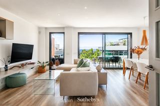 Àtic a La Plana. Exclusivo piso con vistas al mar en la plana, a un paso del cent