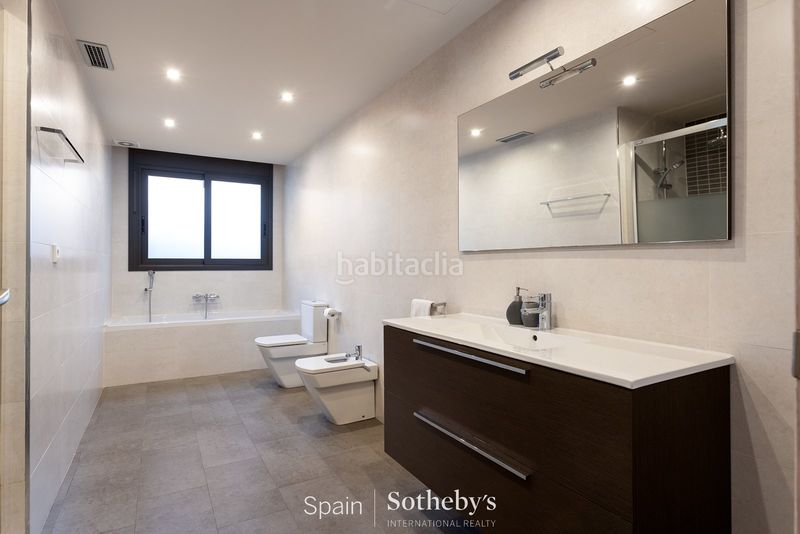 Foto ad16d3be-23b5-471c-80d5-c6916bc6714c. Casa amb calefacció aparcament piscina a Premià de Dalt