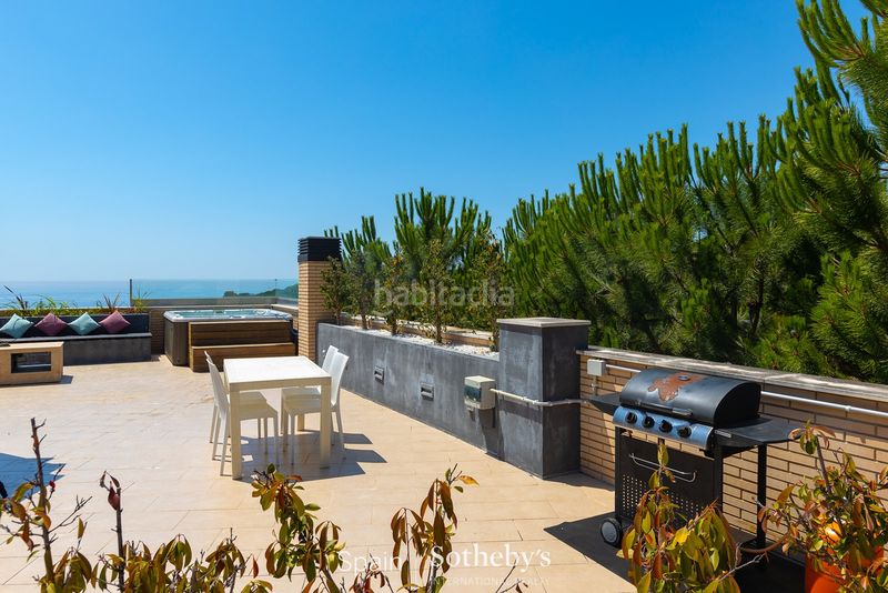 Foto e1d3a4e6-80a8-44f3-b069-9e87f10635e4. Casa amb calefacció aparcament piscina a Premià de Dalt
