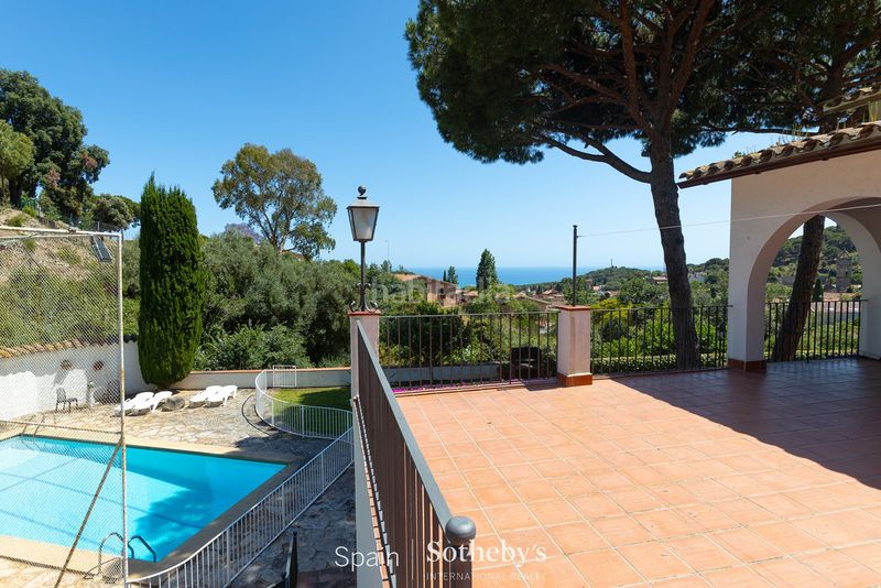Foto 3b09c3fa-4542-4964-a98a-a5a4e5008f17. Masia amb calefacció aparcament piscina a Premià de Dalt