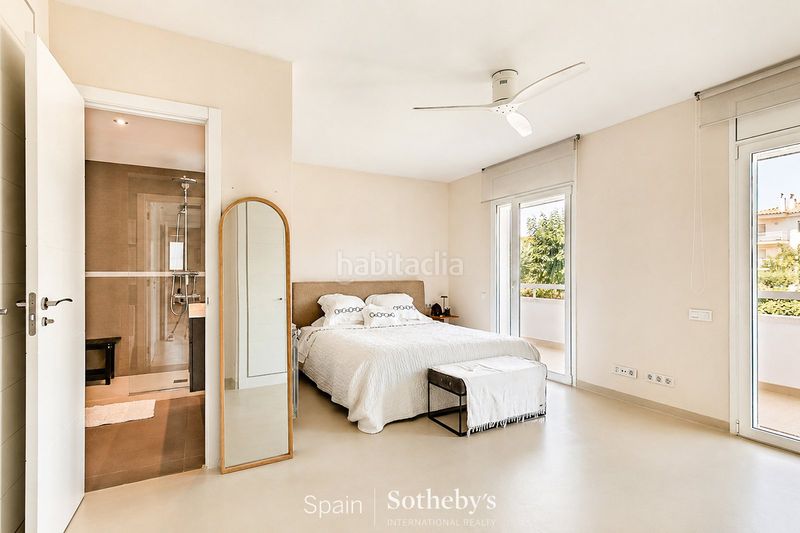 Foto 07730a20-f527-4fab-8175-9eae7b807836. Apartament amb calefacció aparcament piscina a Can Girona - Terramar - Vinyet Sitges