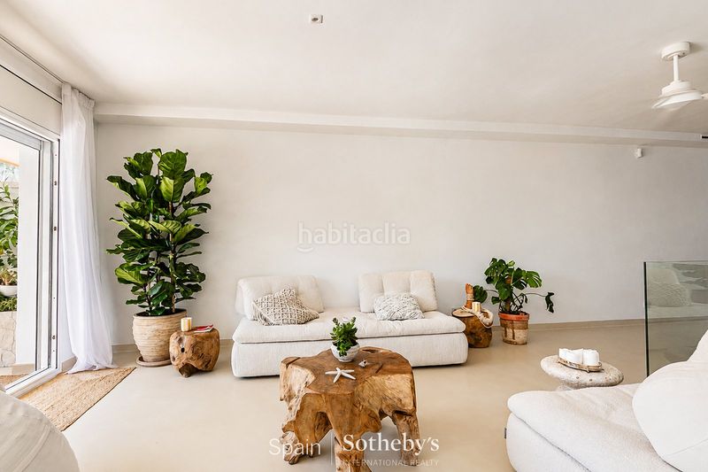 Foto 5f158558-ae09-4870-8bd6-93449bfe3bd1. Apartament amb calefacció aparcament piscina a Can Girona - Terramar - Vinyet Sitges