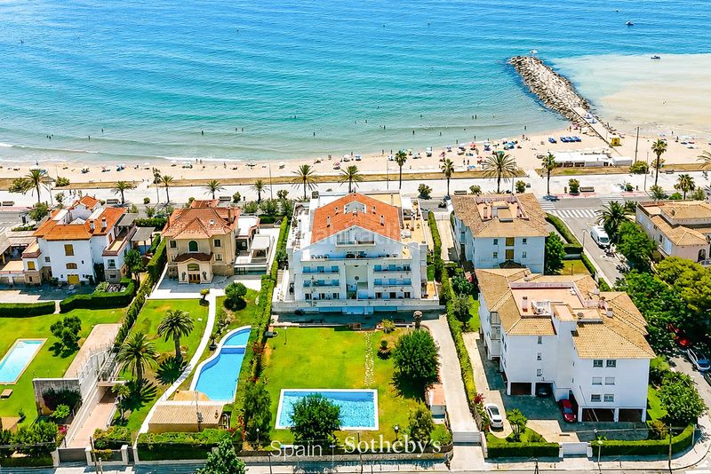 Foto a3c86230-e216-48e7-a22b-4c0c18c2aa36. Apartament amb calefacció aparcament piscina a Can Girona - Terramar - Vinyet Sitges