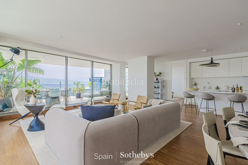 Foto 4894c004-5799-43d7-8398-80109c7d8a45. Apartament amb calefacció aparcament piscina a Provençals del Poblenou Barcelona
