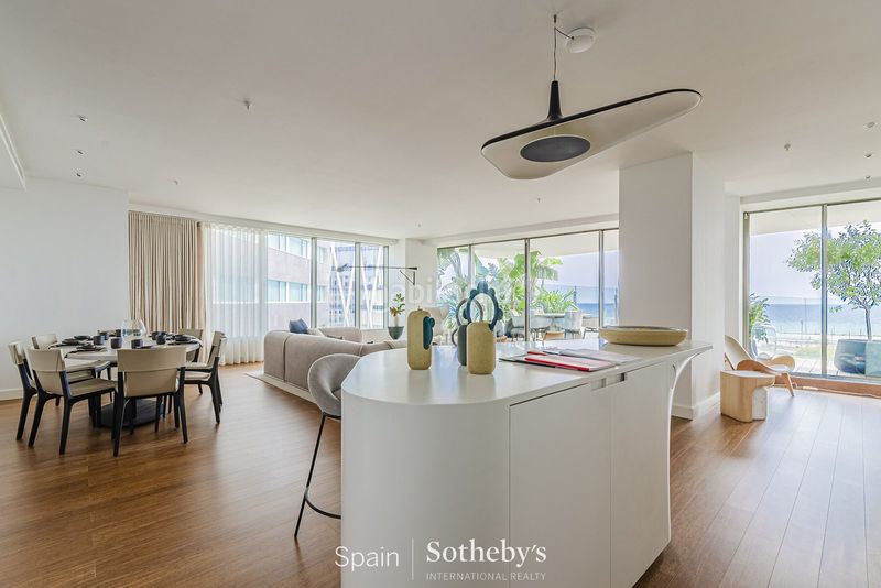Foto 6c5c03c7-61c4-436c-b0a1-7f2e35b1126e. Apartament amb calefacció aparcament piscina a Provençals del Poblenou Barcelona