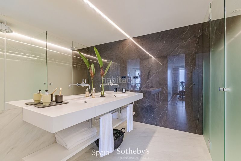 Foto 7fb96334-7e98-437d-b4c6-cfd8974d3c6e. Apartament amb calefacció aparcament piscina a Provençals del Poblenou Barcelona