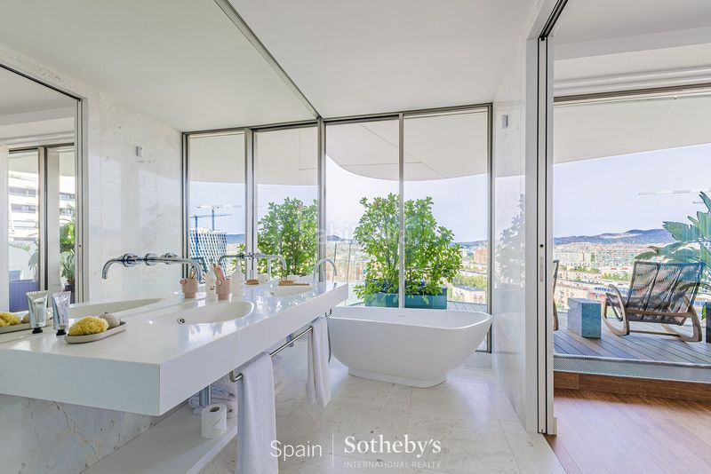 Foto 8a617a37-7e73-4aaf-a837-0e1c173e7f93. Apartament amb calefacció aparcament piscina a Provençals del Poblenou Barcelona