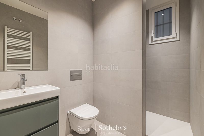 Foto 5292c73b-c5d0-4820-8a12-3f8bd561a88d. Apartament amb calefacció a Gòtic Barcelona