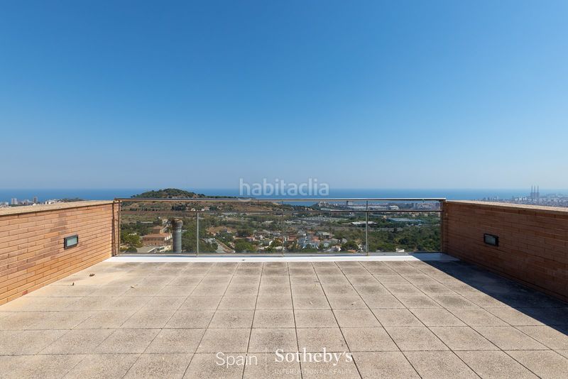 Foto ee94e15f-806e-47be-b79a-ce4dbe532933. Casa amb calefacció aparcament piscina a Mas Ram Badalona