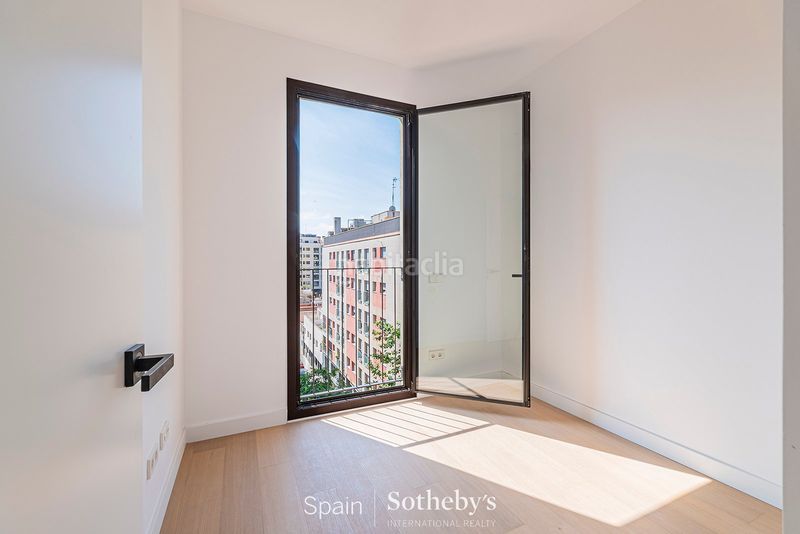 Foto 0d8910fd-15e8-4ee6-adfa-192719222859. Àtic amb calefacció a Poblenou Barcelona