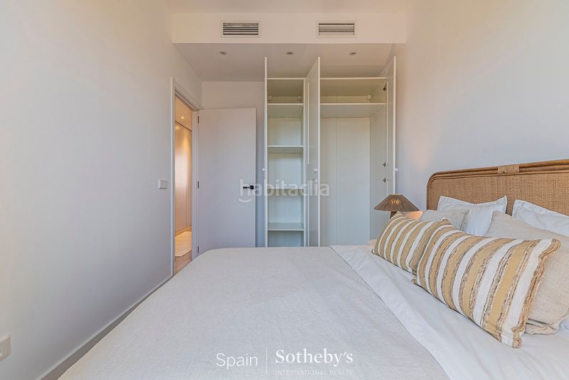 Foto f15cc518-6551-4001-8106-ca8e76cbf33b. Penthouse with heating in Poblenou Barcelona