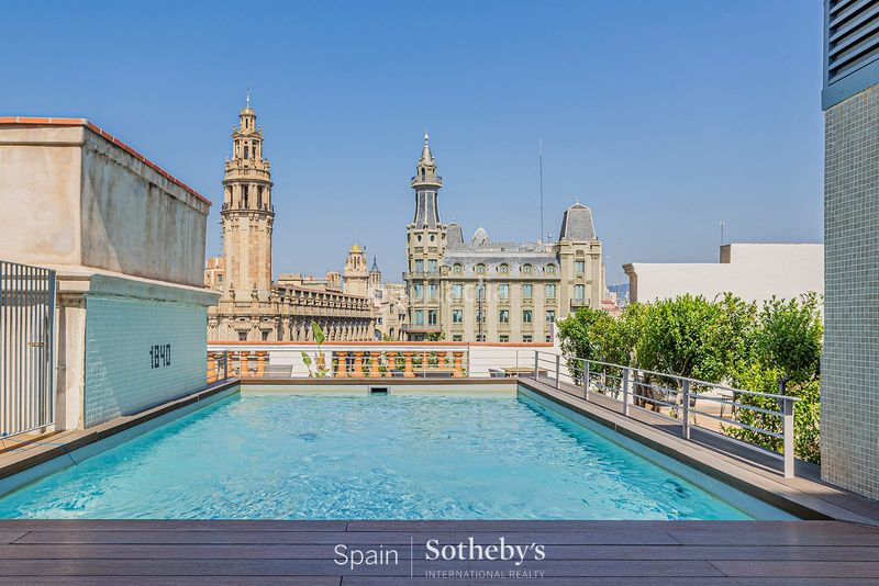 Foto 17f7ae33-a934-4058-9120-6a303637d857. Apartament amb calefacció piscina a St. Pere - Sta. Caterina - El Born Barcelona
