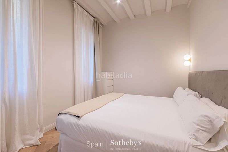 Foto ff30b3f1-fbcd-408c-b496-ce8ba4846b9a. Apartament amb calefacció piscina a St. Pere - Sta. Caterina - El Born Barcelona