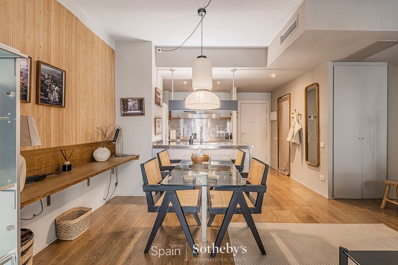 Foto e33845d8-a011-40cf-bbd2-7c856bf0a9e0. Apartament a St. Pere - Sta. Caterina - El Born Barcelona