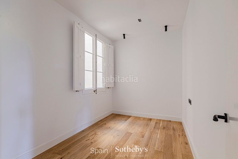 Foto c8b1fcbd-a09a-415e-ba6b-b7fb65a1495f. Apartament amb calefacció a Dreta de l´Eixample Barcelona