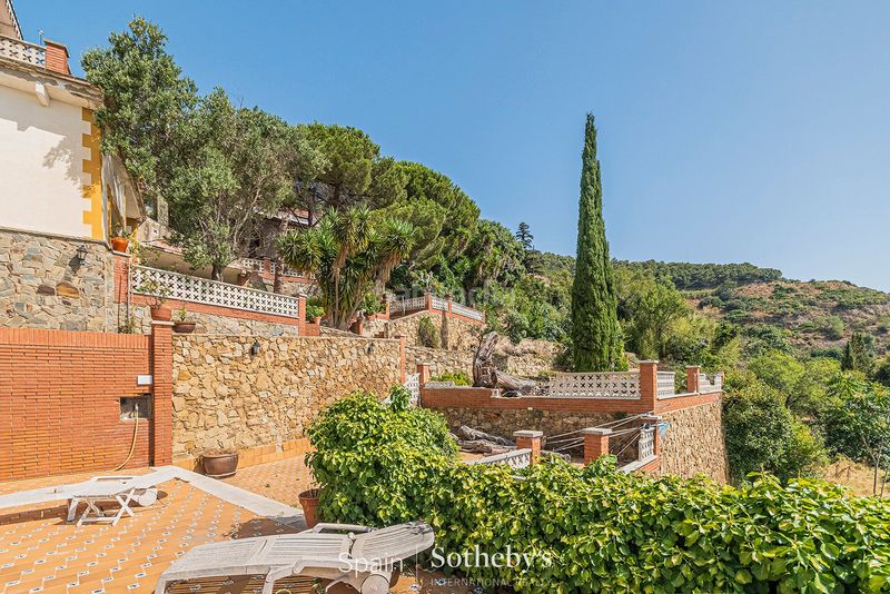 Foto 0aff669a-66a1-4ef6-8305-247698d46ef1. Casa amb calefacció aparcament piscina a Sant Genís dels Agudells Barcelona
