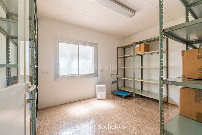 Foto abe17934-3cef-4397-8758-563f1f9ec075. Casa amb calefacció aparcament piscina a Sant Genís dels Agudells Barcelona