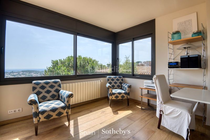 Foto d460c3f3-a589-4c2f-b74e-1a8b3d07e480. Casa amb calefacció aparcament piscina a Sant Pol Sant Feliu de Guíxols