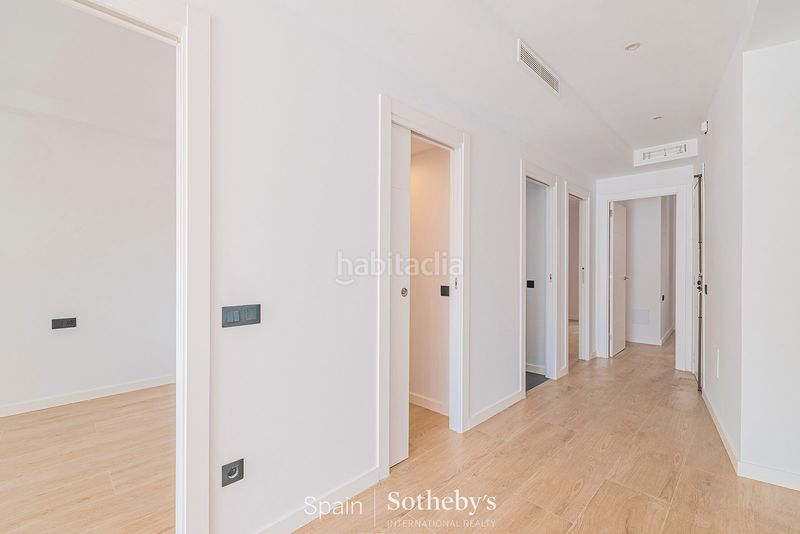 Foto 252370ad-7a1f-456b-9e80-7e4eb801d9b2. Apartament amb calefacció a Sants Barcelona
