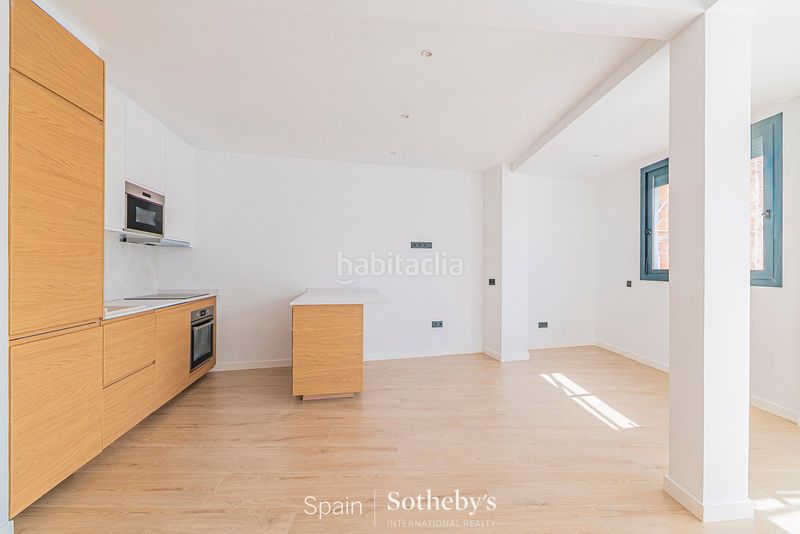 Foto c50cfe5c-a02b-4672-a725-ce9d12980c62. Apartament amb calefacció a Sants Barcelona