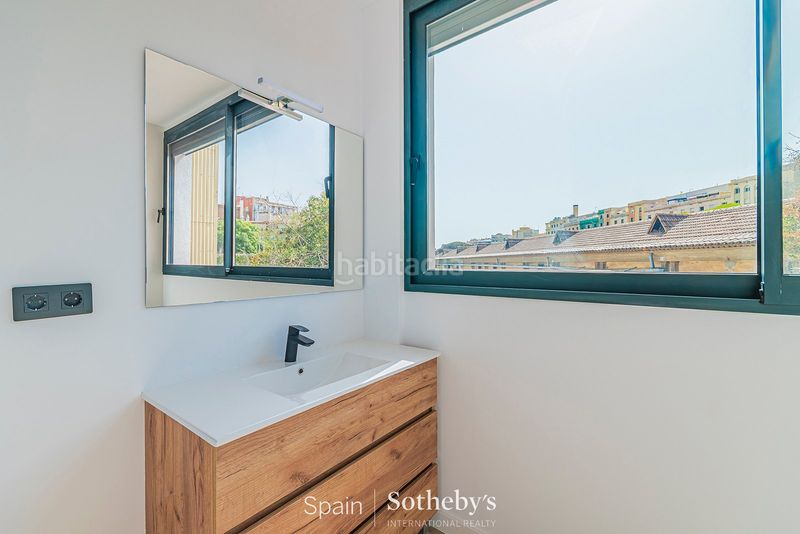 Foto e36145f8-b930-4e34-82ca-54ad98a18967. Apartament amb calefacció a Sants Barcelona