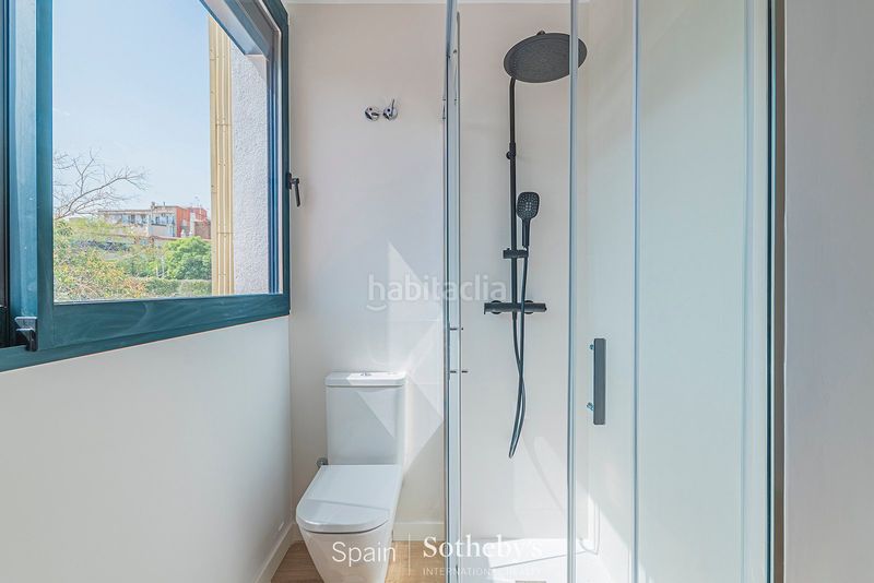 Foto ee2691fd-6654-4916-ab98-b842db286ab2. Apartament amb calefacció a Sants Barcelona