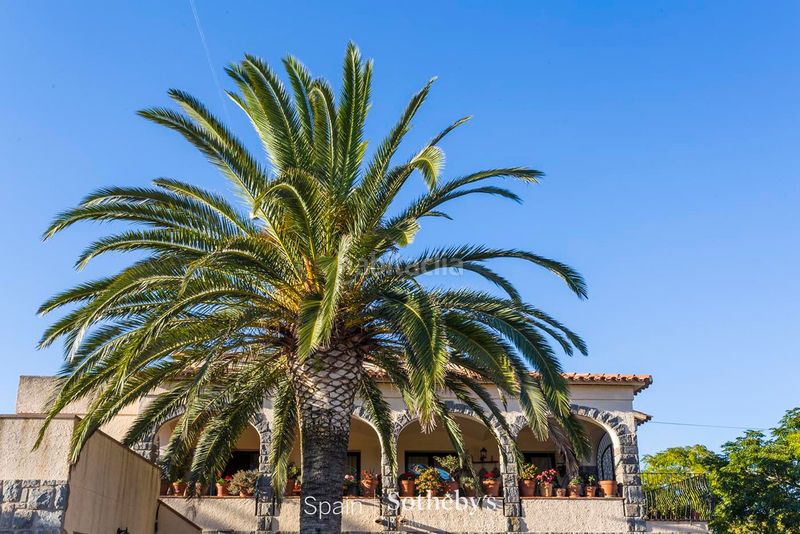 Foto 59902aa9-79b5-42b7-8b80-85d3eb4e6252. Casa amb aparcament a Requesens Empuriabrava