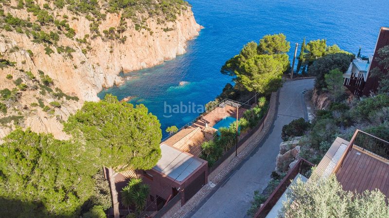 Foto be33570a-351f-4d6a-a796-1c93c9a738f7. Casa amb aparcament piscina a Fornells-Aiguablava Begur