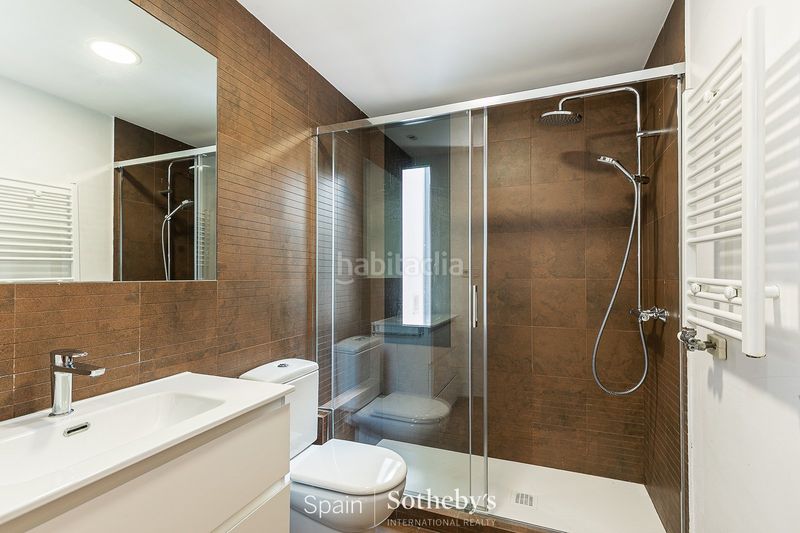 Foto be4b9226-7030-44a6-a45a-80f3a5bb1b18. Casa amb calefacció aparcament piscina a Vallpineda - Rocamar Sant Pere de Ribes