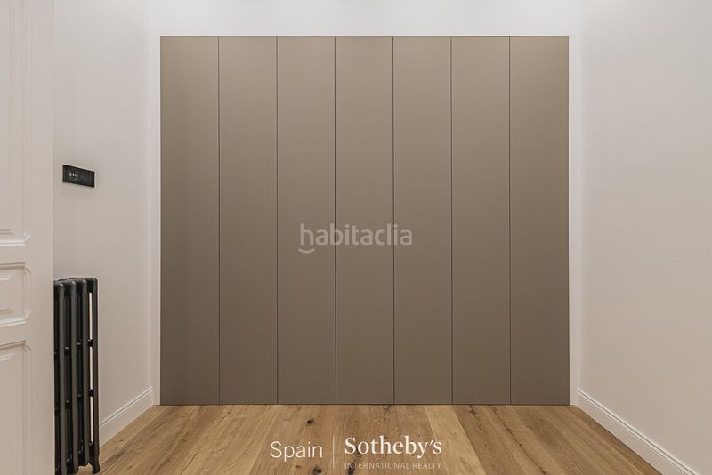 Foto 09f702d0-145e-4c15-88fd-36b99f4ea882. Apartament amb calefacció a Dreta de l´Eixample Barcelona