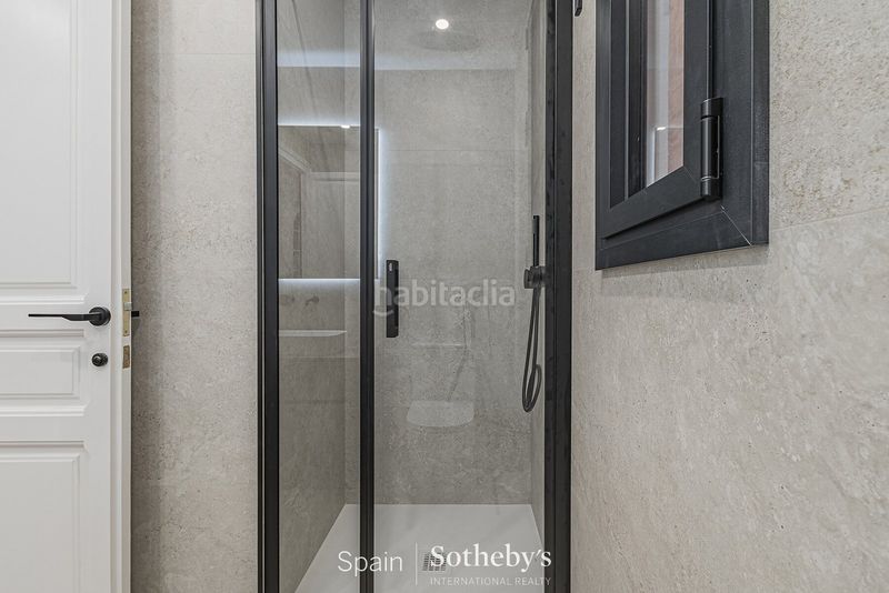 Foto 6b0f0ef3-9bd9-45ba-9b1b-4180ee0bb8d0. Apartament amb calefacció a Dreta de l´Eixample Barcelona
