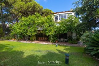 Casa  Avinguda de sant andreu. Casa en el centro de sant andreu de llavaneres  costa barcelona