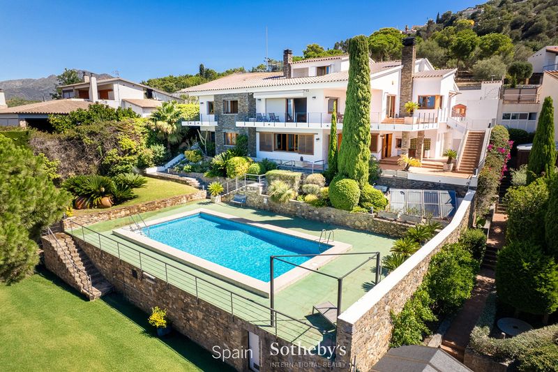 Foto cc5fc15b-712f-4ebf-a7cc-1c30b800c189. Casa amb calefacció aparcament piscina a Els Grecs-Mas Oliva Roses
