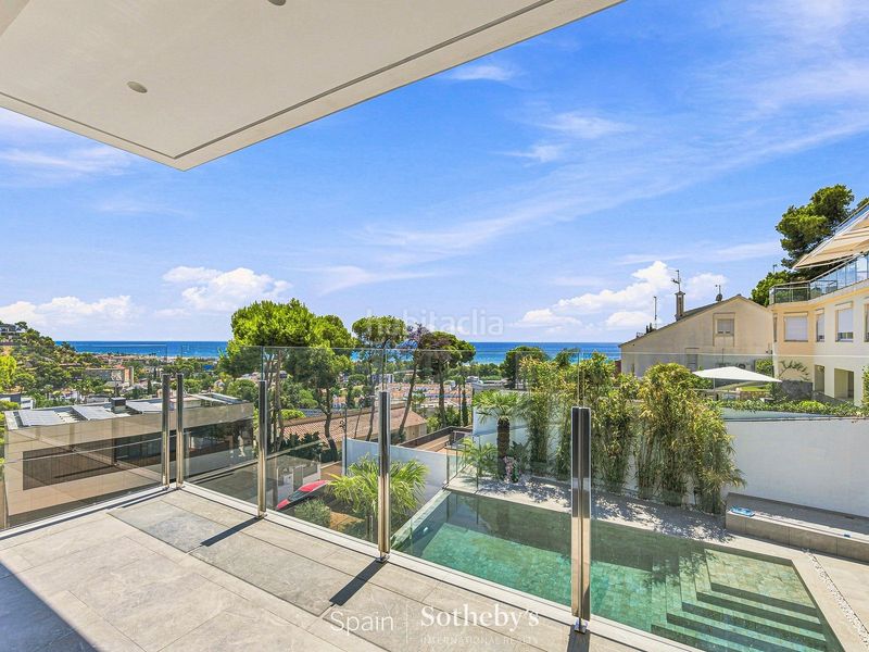Foto 6b8c3308-7858-4f15-9d15-89134a235669. Casa amb calefacció aparcament piscina a Bellamar Castelldefels