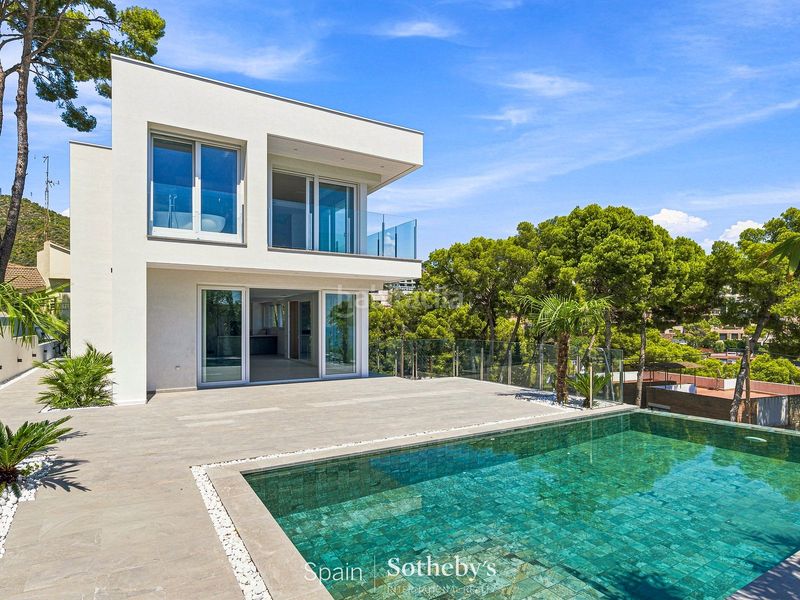 Foto af99d9df-eb7a-4353-808c-653cd1a999f0. Casa amb calefacció aparcament piscina a Bellamar Castelldefels