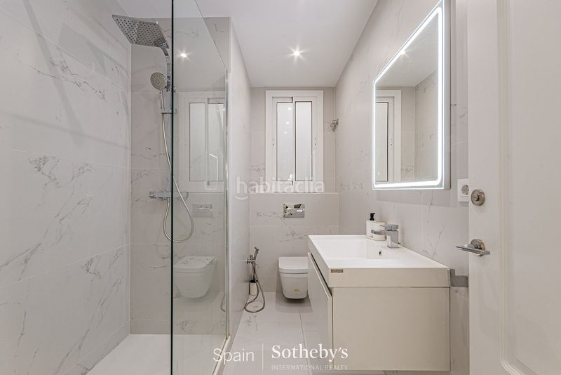 Foto 9ea8106a-58c4-4c75-9ab5-81f836132e76. Apartament amb calefacció a Dreta de l´Eixample Barcelona