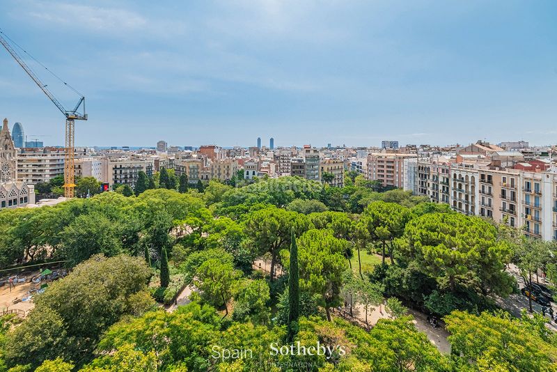 Foto aaf6e6fc-cc41-4877-a581-47d2265ca00f. Àtic amb calefacció a Sagrada Família Barcelona