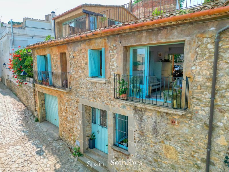 Foto 38a28f85-ed24-4ead-b9e8-c549427041fd. Casa amb calefacció aparcament a Begur Begur