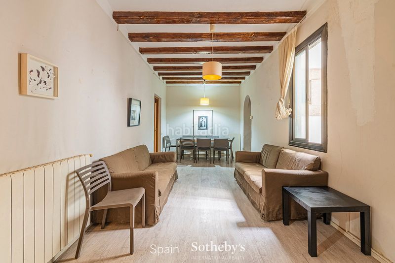 Foto b87cb0b1-4a6c-4ac8-aaa4-445a723caeb3. Apartament amb calefacció a Gòtic Barcelona