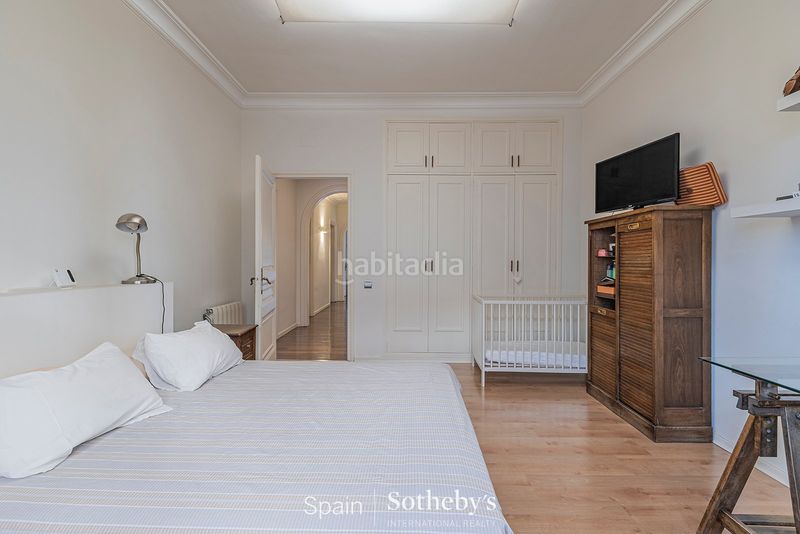 Foto 099c548a-d775-42f9-babe-2ea09d1f7942. Apartament amb calefacció a Sant Gervasi - Galvany Barcelona