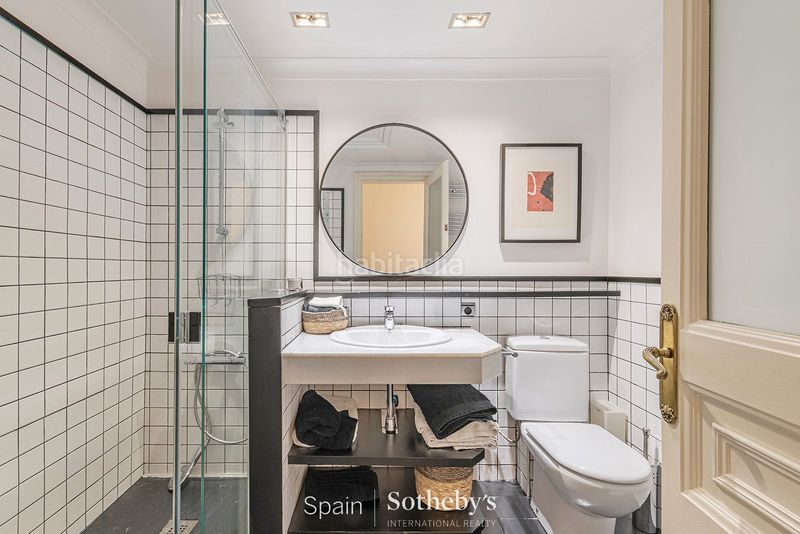Foto 0a0f0180-bdd2-482c-9d5b-a07697c43c8b. Apartament amb calefacció a Sant Gervasi - Galvany Barcelona