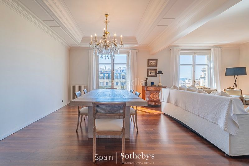 Foto c32c66a6-a62e-44a7-b43a-1571268355bb. Apartament amb calefacció a Sant Gervasi - Galvany Barcelona