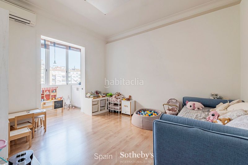 Foto f4cdd151-953b-4eeb-a2e5-3e2981077abf. Apartament amb calefacció a Sant Gervasi - Galvany Barcelona