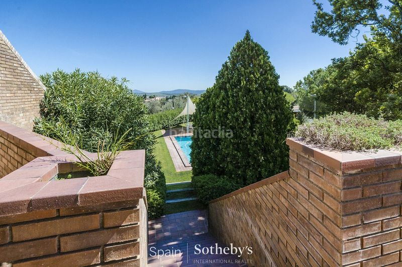 Foto 91c26aa7-3937-4b22-9cc1-eb55519e45f7. Casa amb calefacció aparcament piscina a Ametlla del Vallès (L´)